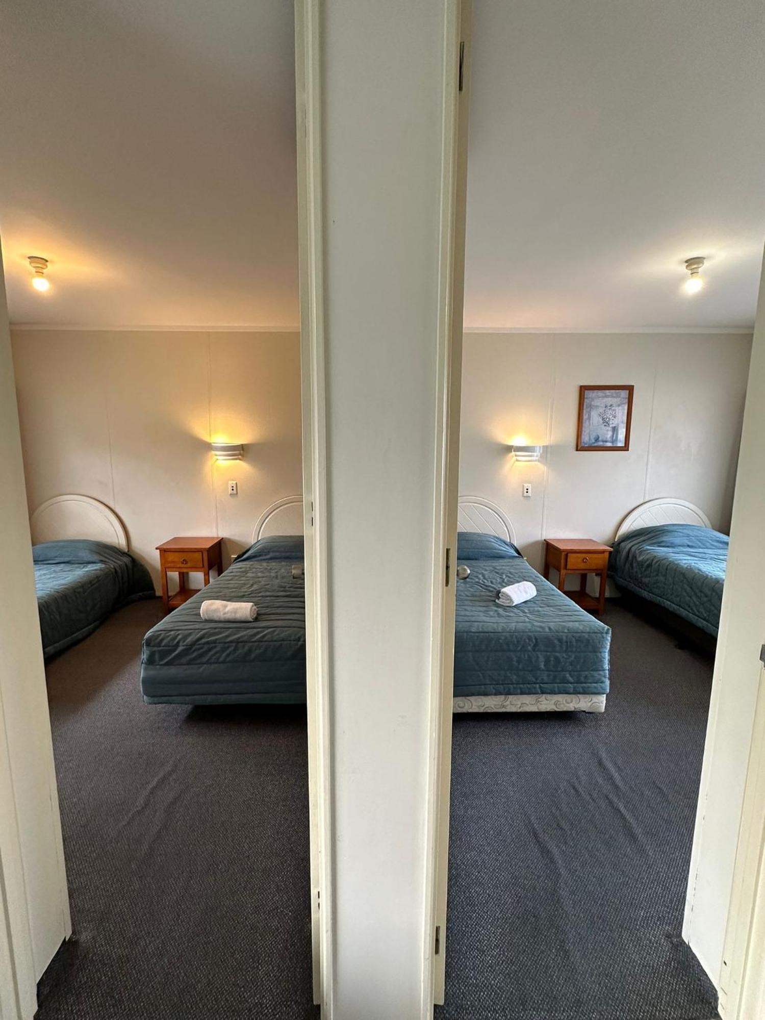 Airport Westney Lodge Окленд Екстер'єр фото